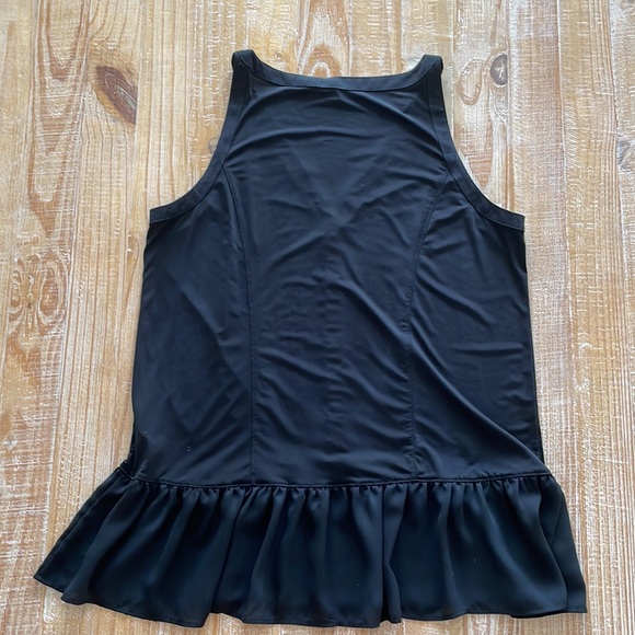 V-neck peplum tank - Picture 3 of 4